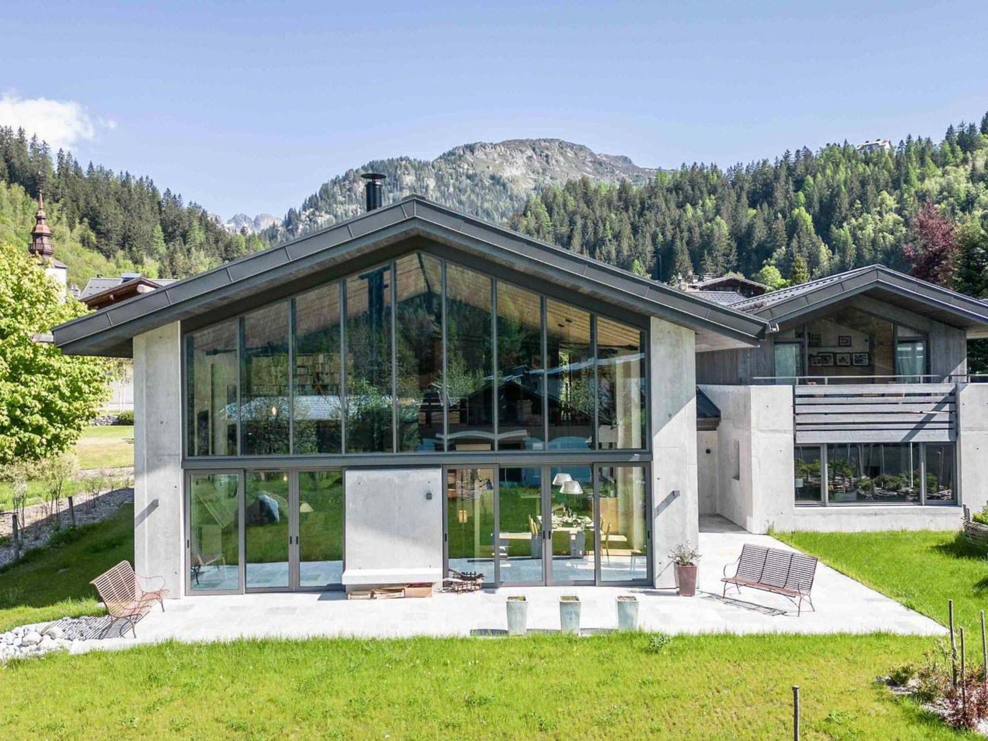 Contemporain Avec Sauna, Cheminee, Et Grand Jardin - Fr-1-343-243 Chamonix